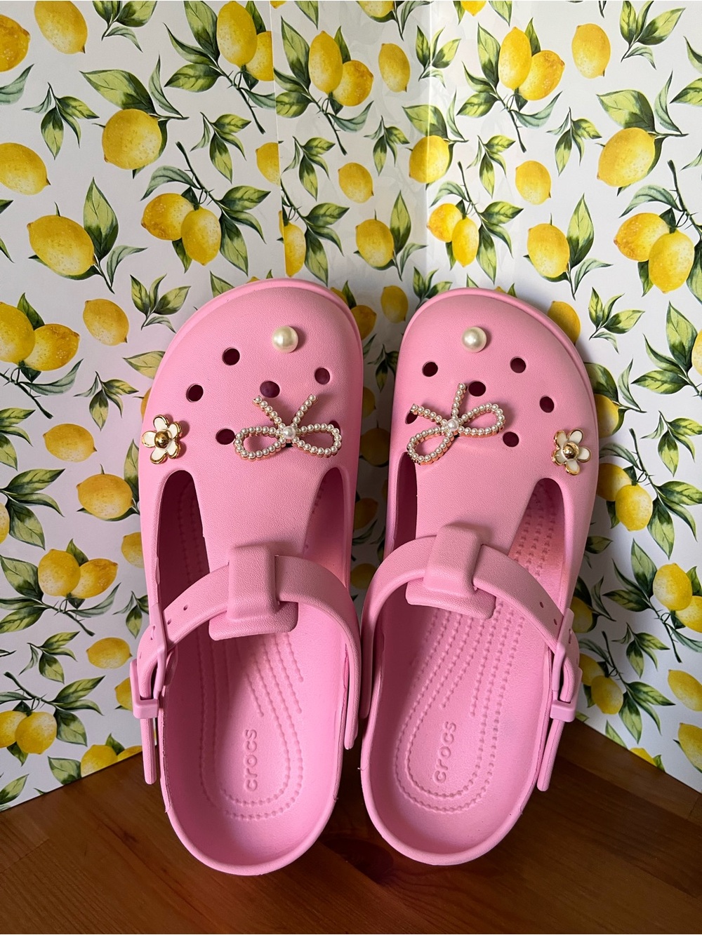 Women’s Pink Bow-Embellished Clog Sandals Size 9W - Picture 5 of 7
